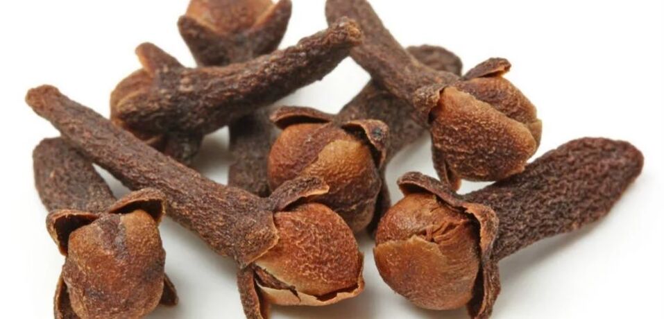 Clove flower